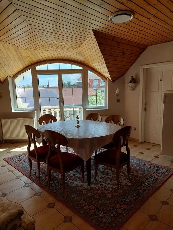 Appartamento Gombos Apartman Hajdúszoboszló Esterno foto