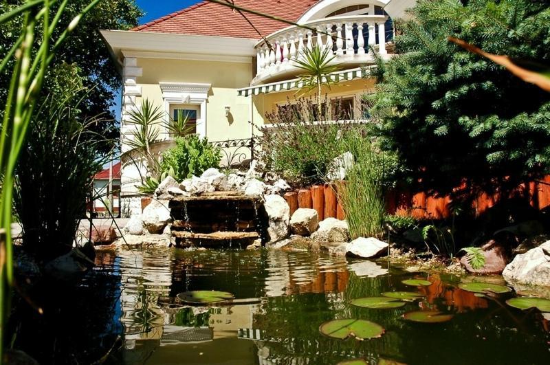 Appartamento Gombos Apartman Hajdúszoboszló Esterno foto